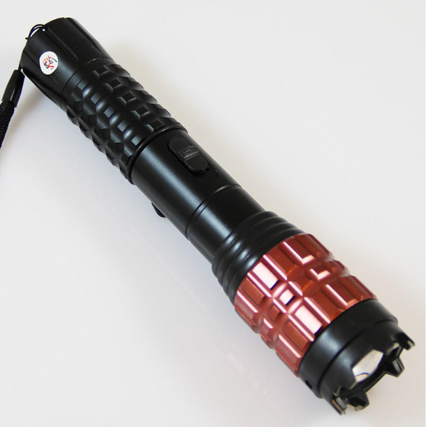 黑鷹X5鈦合金防身電擊防身器 黑鷹X5鈦合金防身電擊防身器